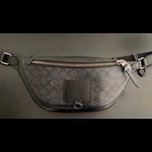 Coach: League Belt Bag In Signature Jacquard